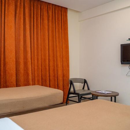 Hotel Dreamland ปูเน่ ภายนอก รูปภาพ