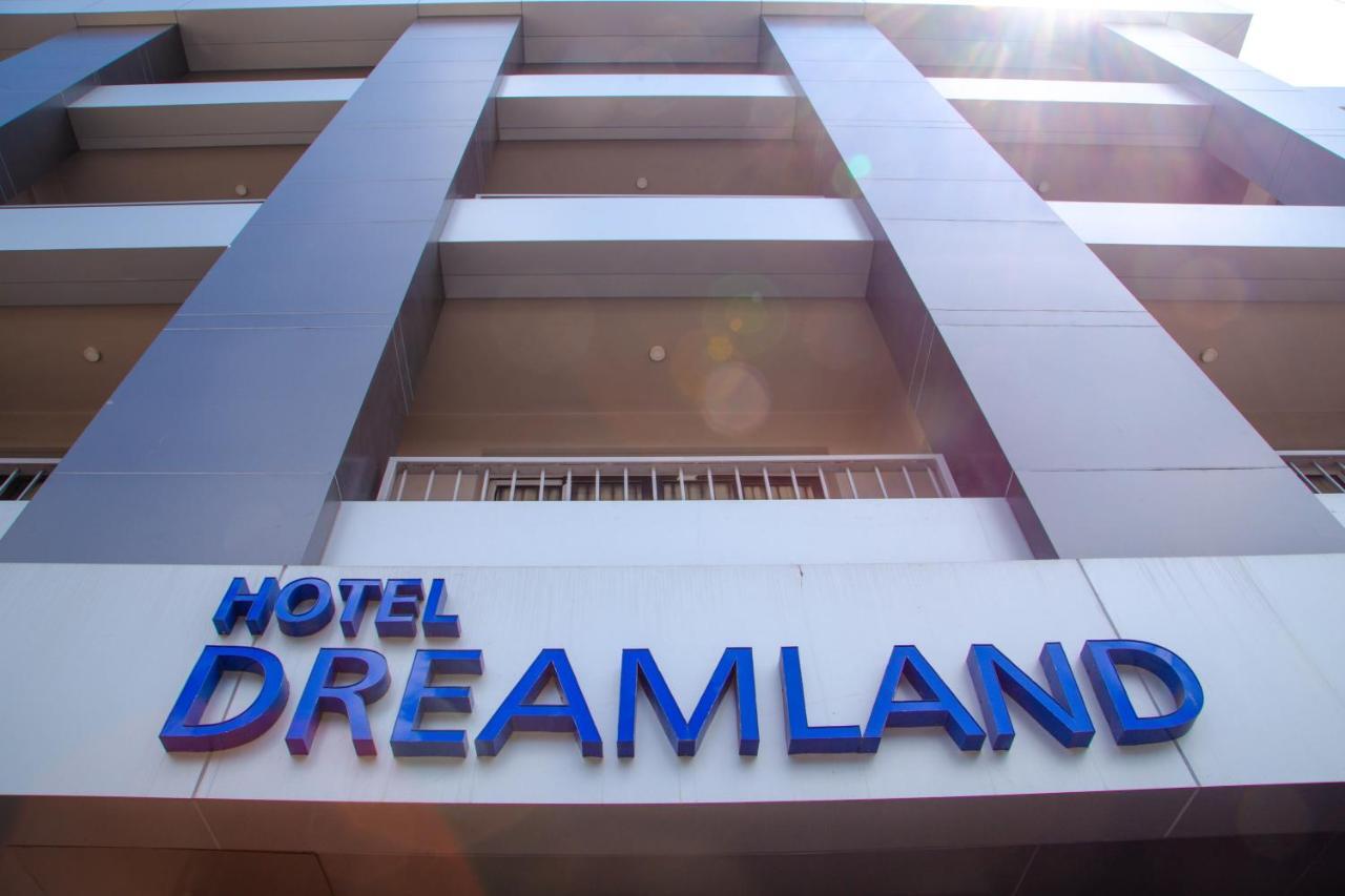 Hotel Dreamland ปูเน่ ภายนอก รูปภาพ